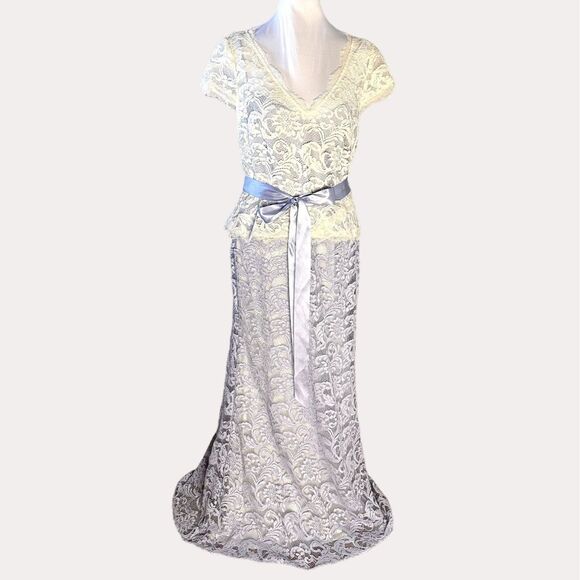 Adrianna Papell Nouveau Scroll Lace Gown Dress Maxi Periwinkle Ivory 10 - Picture 3 of 11